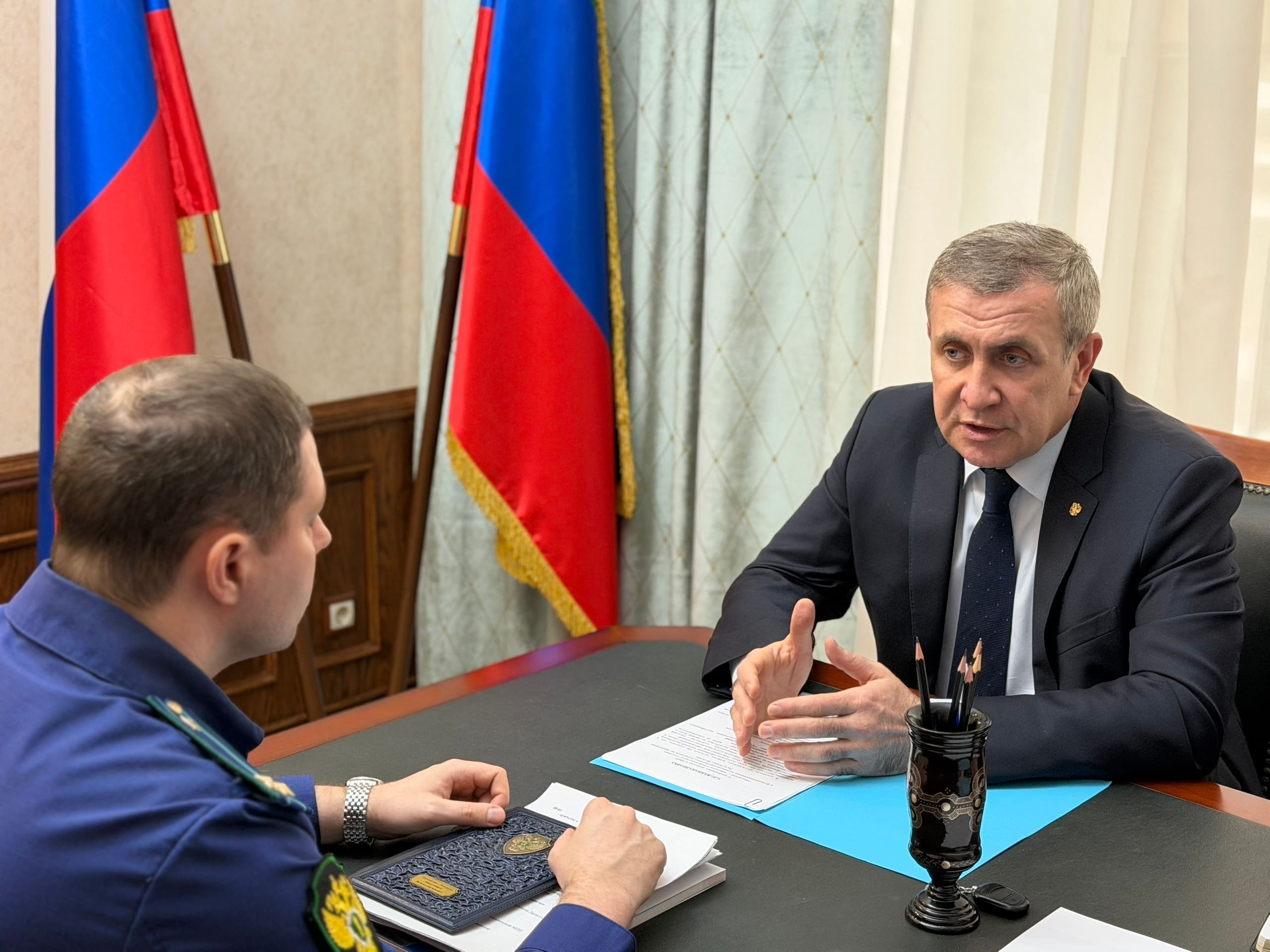 Омбудсмен провел рабочую встречу с заместителем Волжского межрегионального природоохранного прокурора и прокурором Махачкалинской межрайонной природоохранной прокуратуры